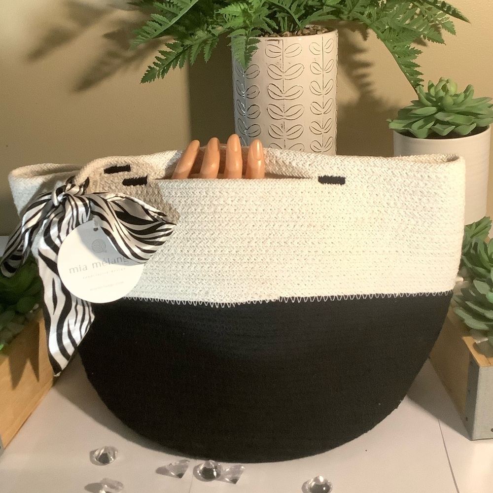 Mia Melange  Basket Tote NWT